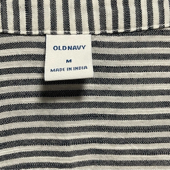 Old Navy Grey/white Pinstriped Sleeveless Button Down Top Size Medium - Picture 5 of 5
